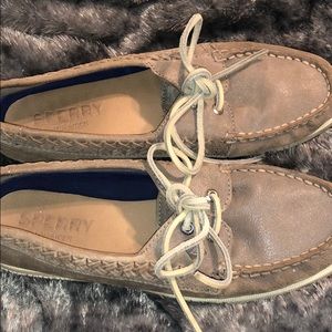 Women Sperry hardly worn
